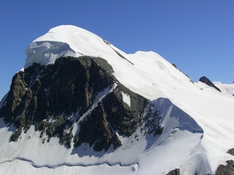 alpine-breithorn-mountains-64711.jpg